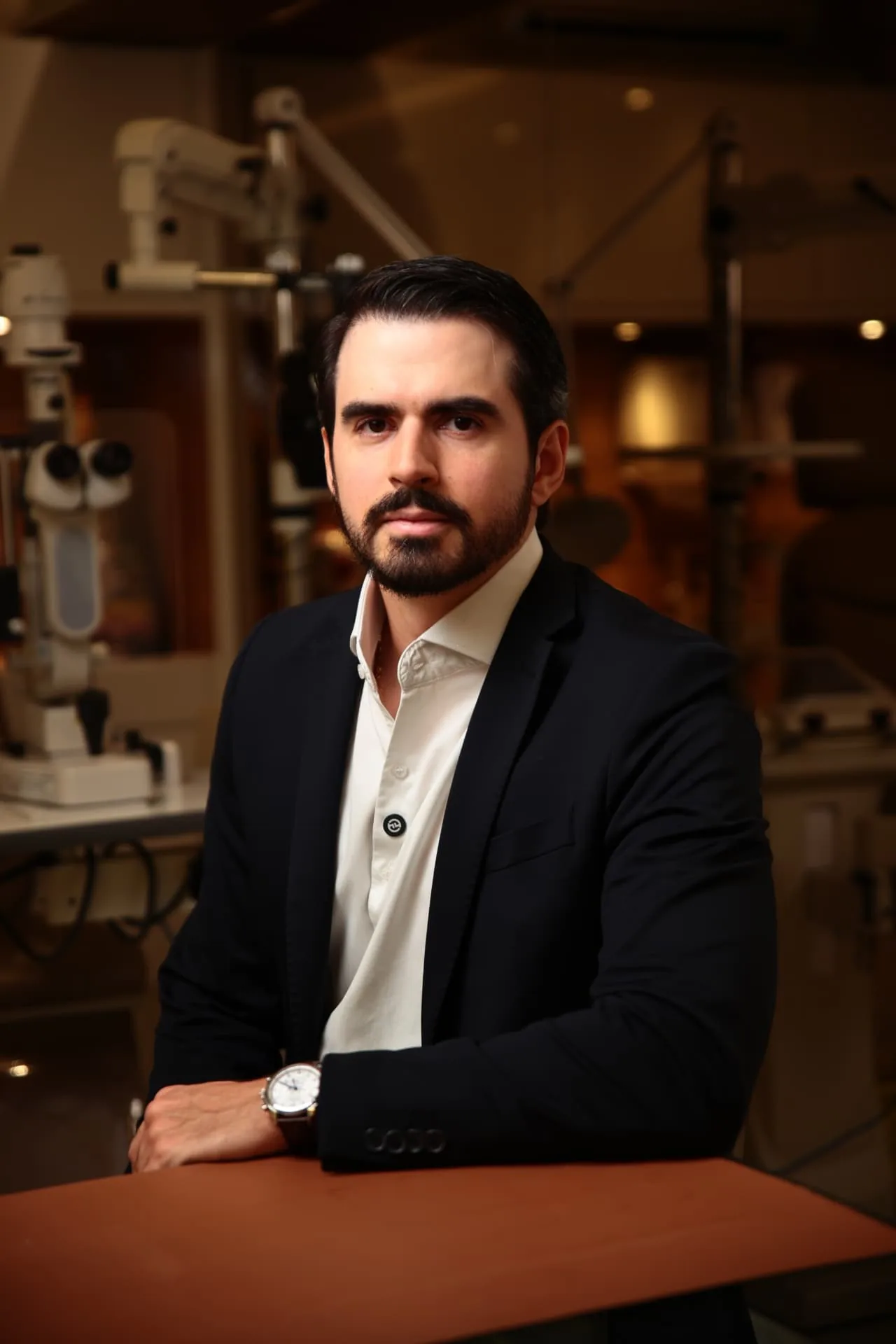 Dr. Danilo Campos, médico oftalmologista em Goiânia